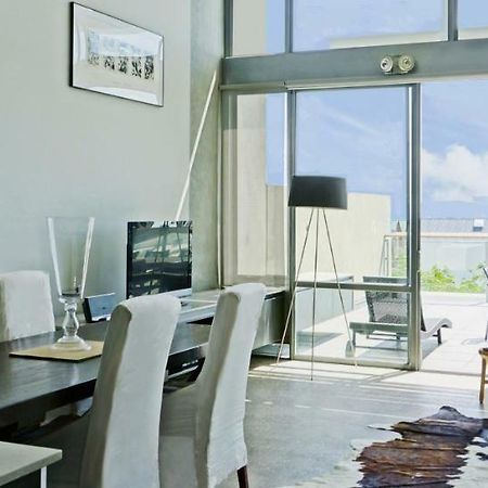 אוקלנד City Fringe Apartment With Sky Tower And City Views מראה חיצוני תמונה