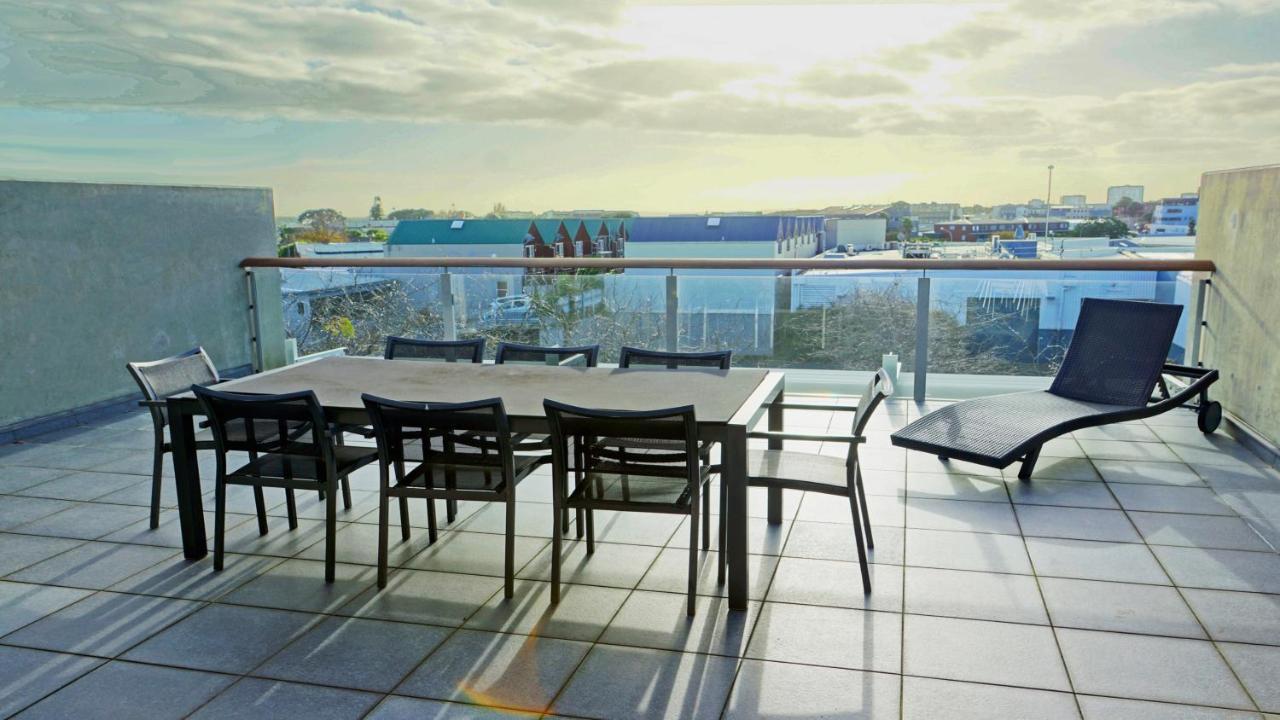 אוקלנד City Fringe Apartment With Sky Tower And City Views מראה חיצוני תמונה