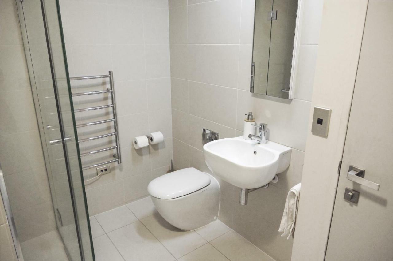 אוקלנד City Fringe Apartment With Sky Tower And City Views מראה חיצוני תמונה